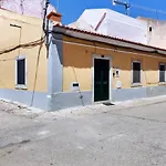 Casa Canopa Holiday home Setubal
